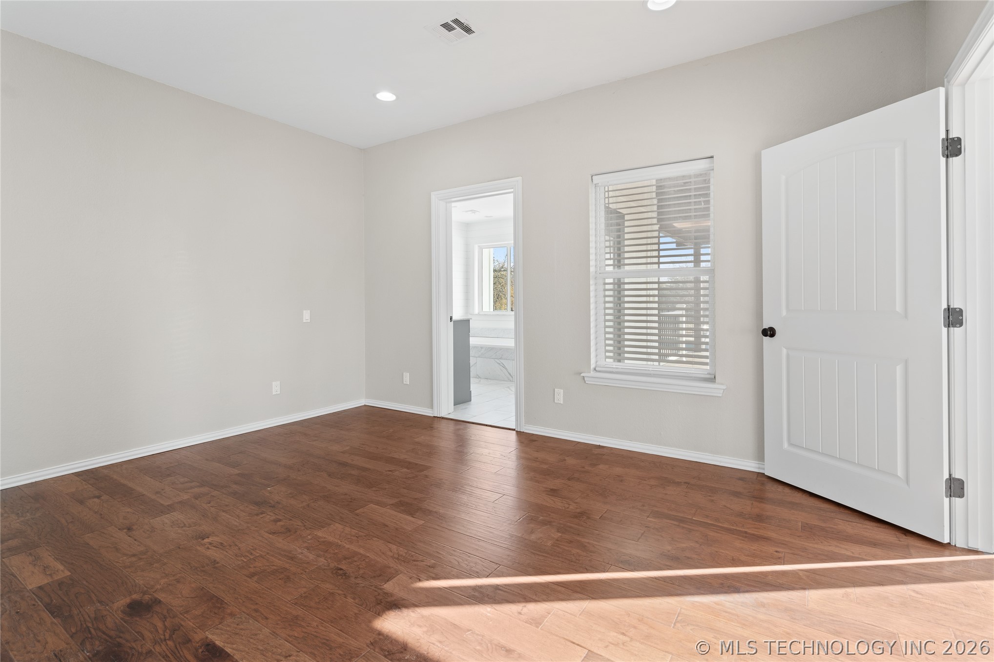 335 Travertine Property Photo 17