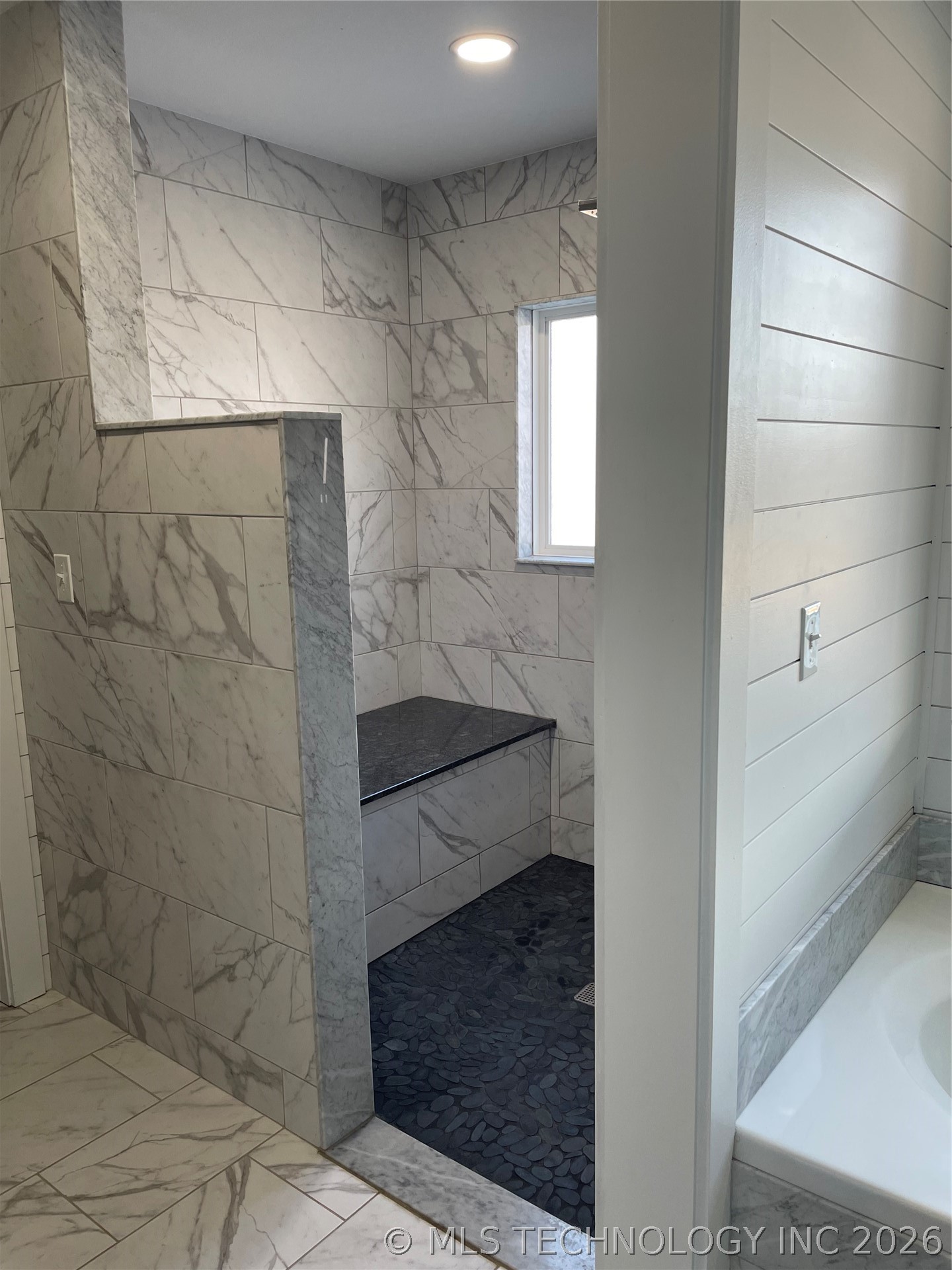 335 Travertine Property Photo 18