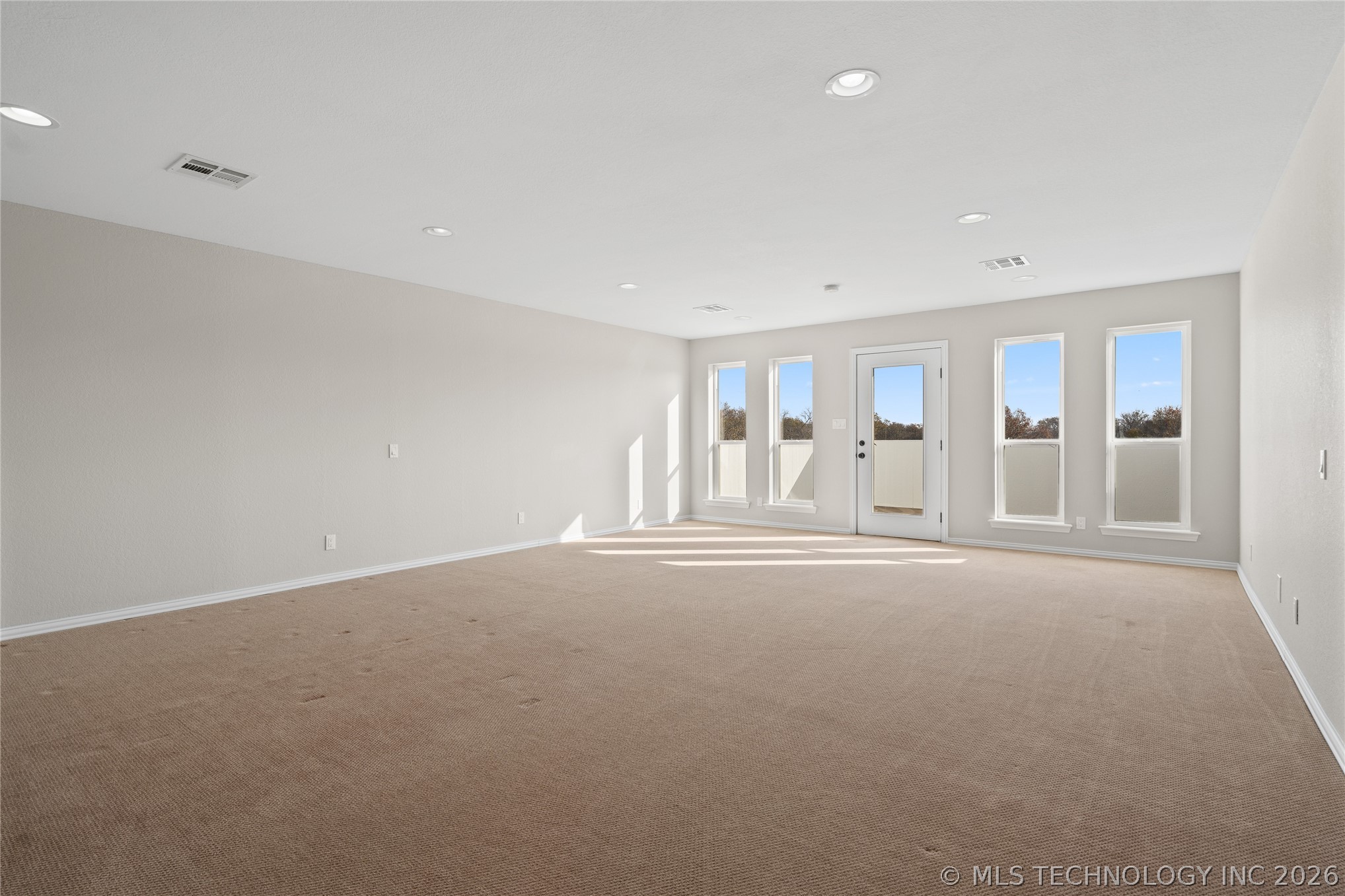 335 Travertine Property Photo 34