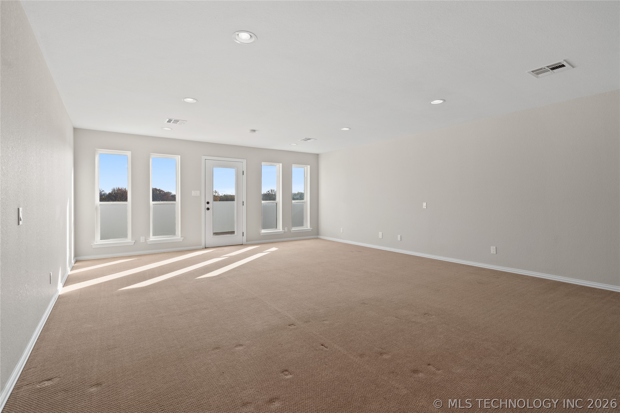 335 Travertine Property Photo 35