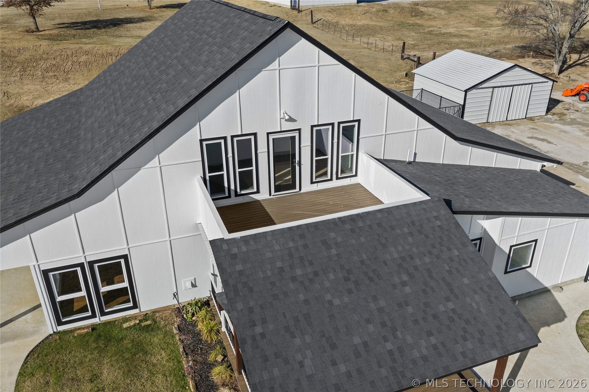 335 Travertine Property Photo 42