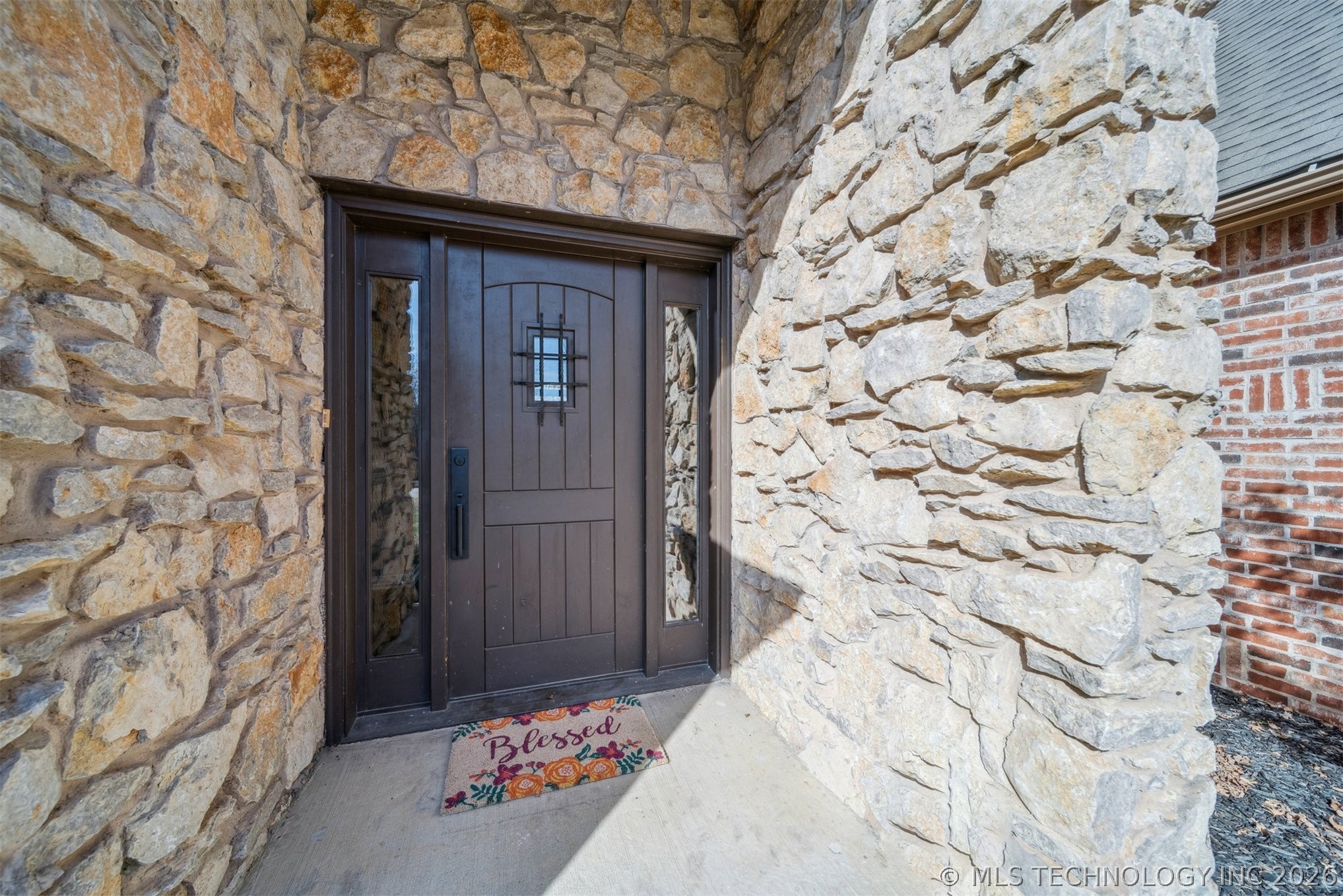 14812 S 53rd East Avenue Property Photo 2