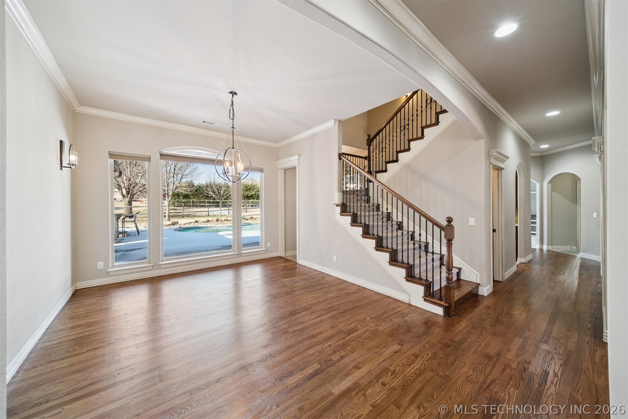 14812 S 53rd East Avenue Property Photo 3