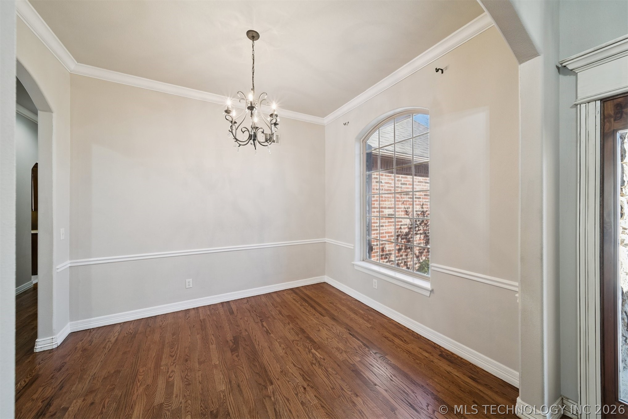 14812 S 53rd East Avenue Property Photo 4