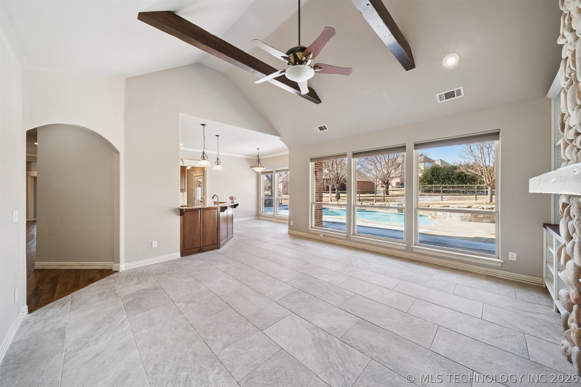 14812 S 53rd East Avenue Property Photo 8