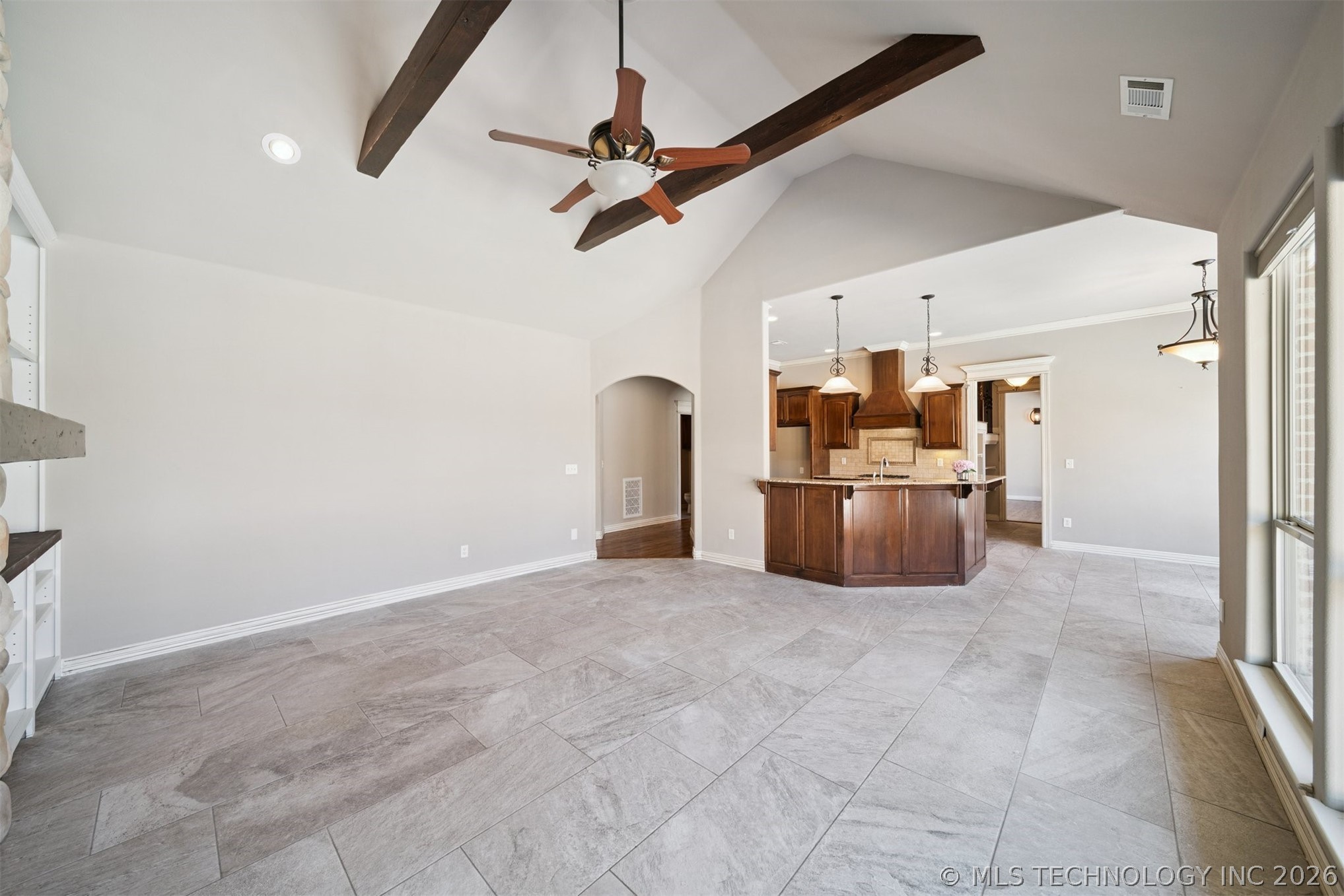 14812 S 53rd East Avenue Property Photo 9