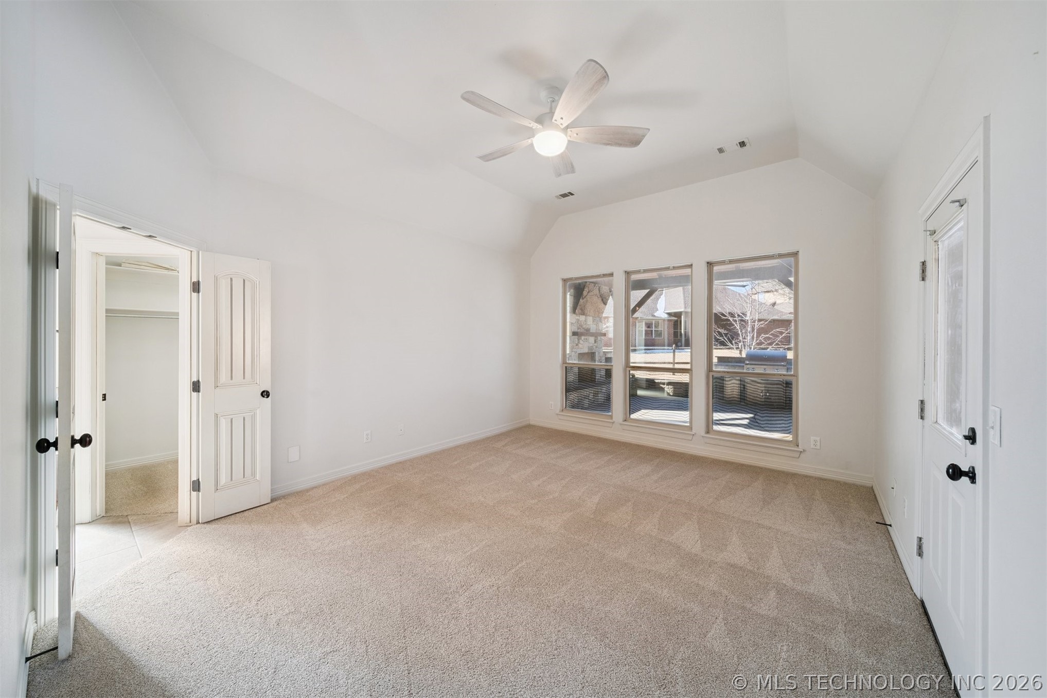 14812 S 53rd East Avenue Property Photo 10