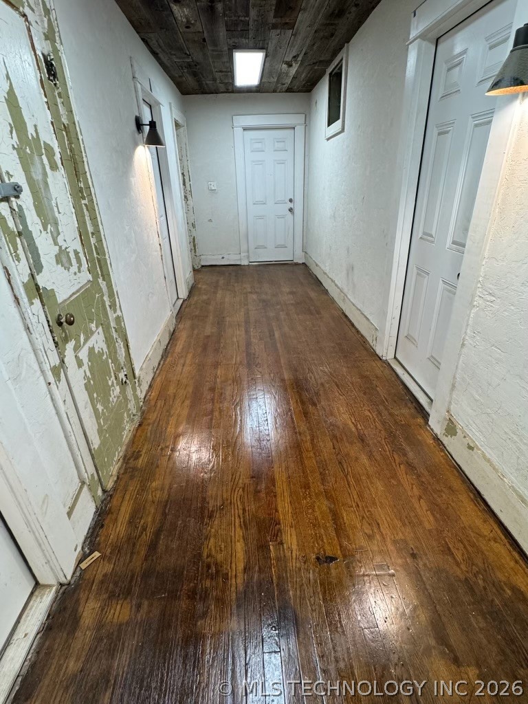 200 E 14th Property Photo 10