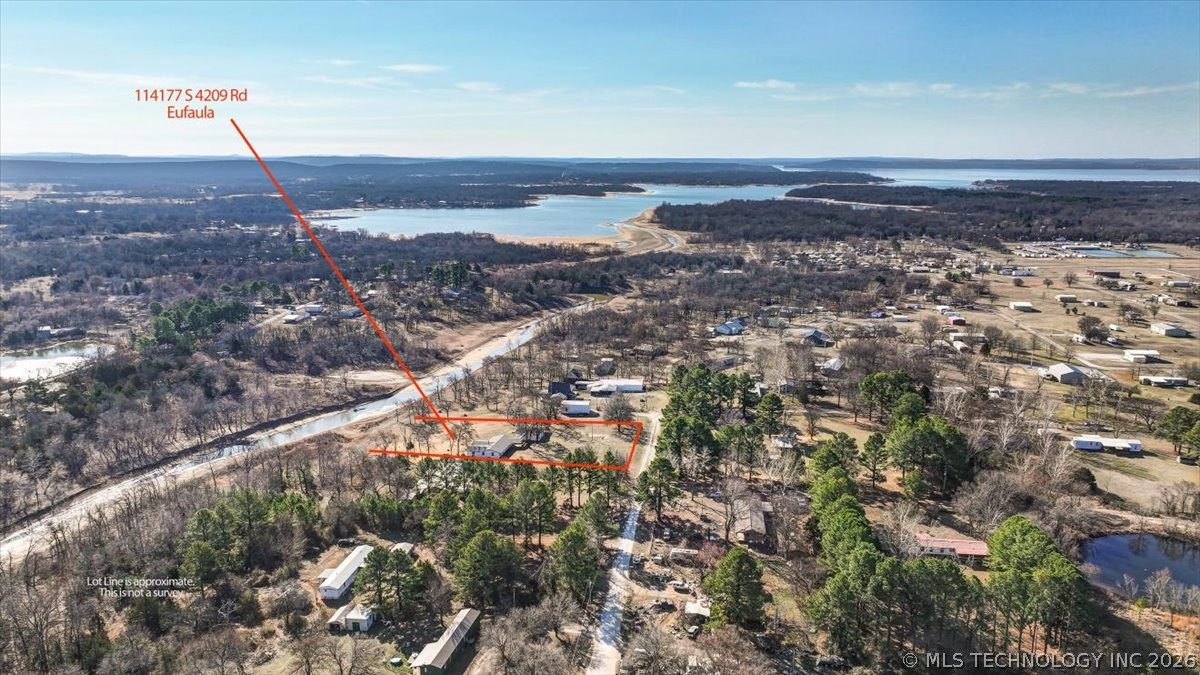 114177 S 4209 Property Photo 4