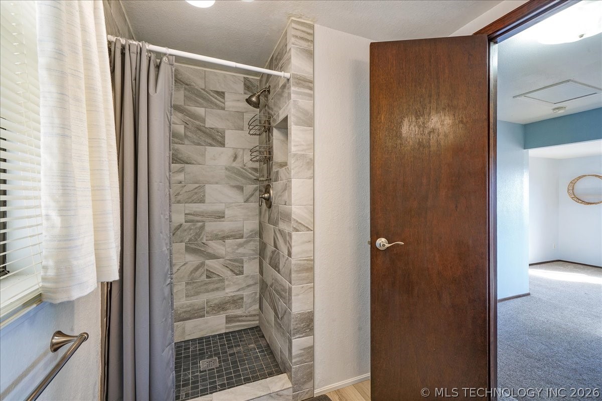 114177 S 4209 Property Photo 21