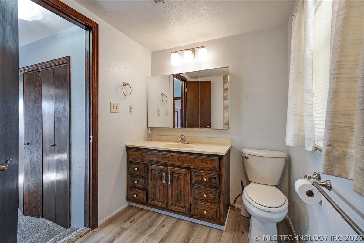 114177 S 4209 Property Photo 22