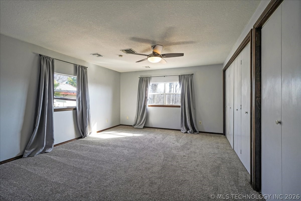 114177 S 4209 Property Photo 23