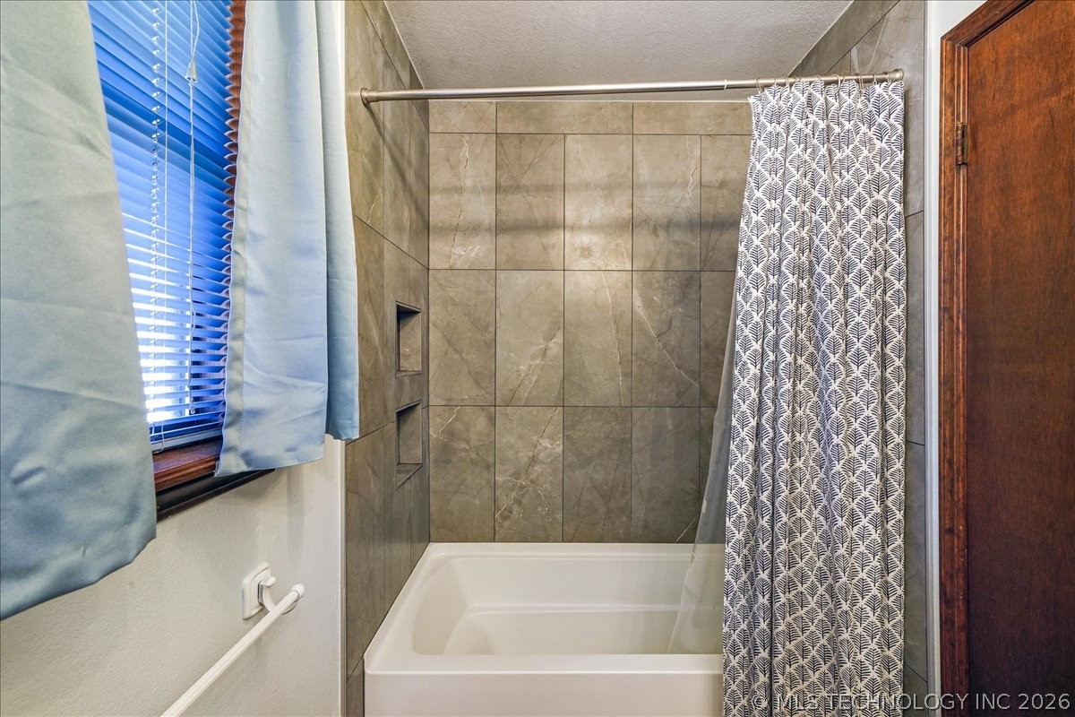 114177 S 4209 Property Photo 31