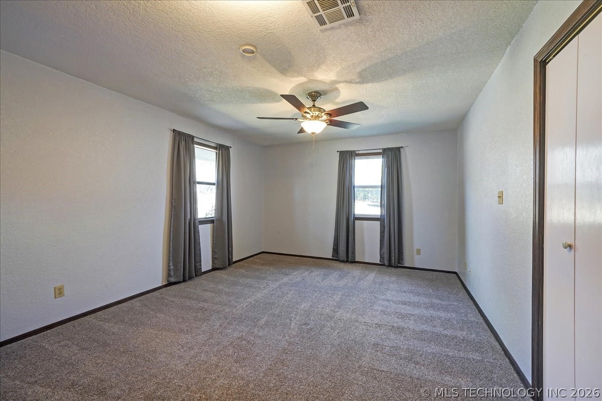 114177 S 4209 Property Photo 32