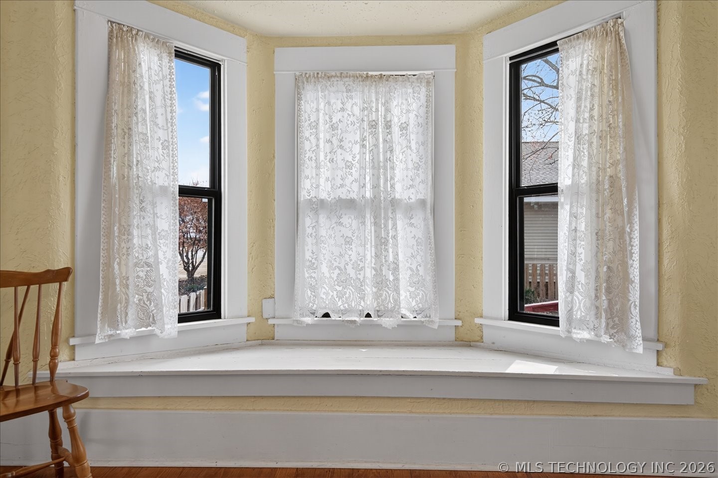 1513 Leahy Avenue Property Photo 6