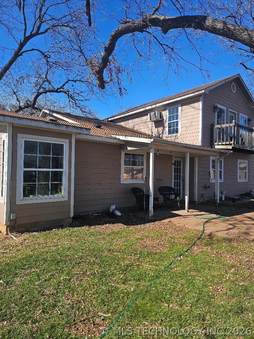 20417 Raven Road Property Photo 2