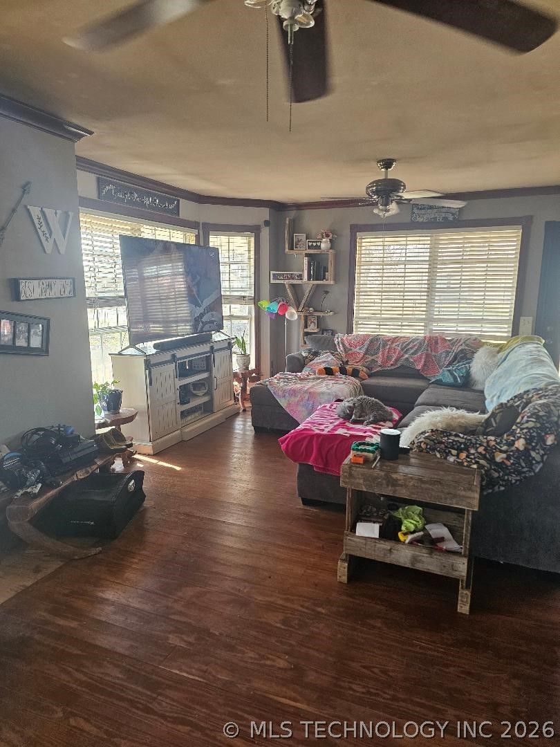 20417 Raven Road Property Photo 5