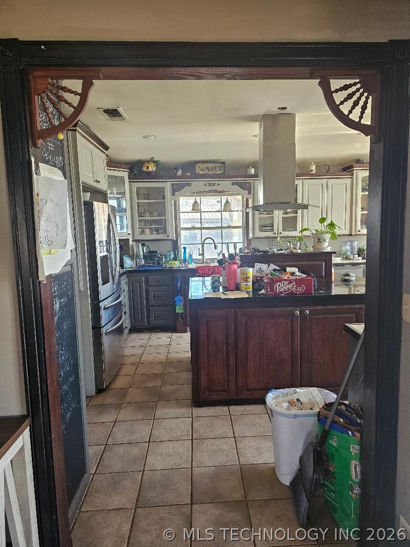 20417 Raven Road Property Photo 6