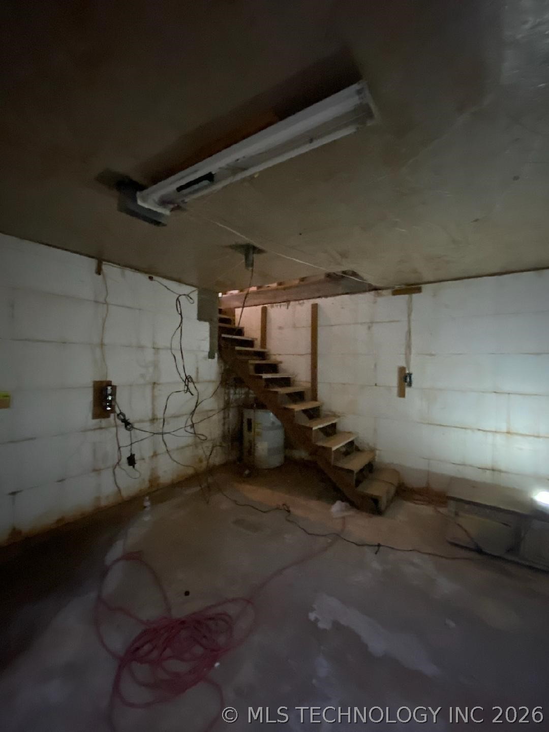 20417 Raven Road Property Photo 9