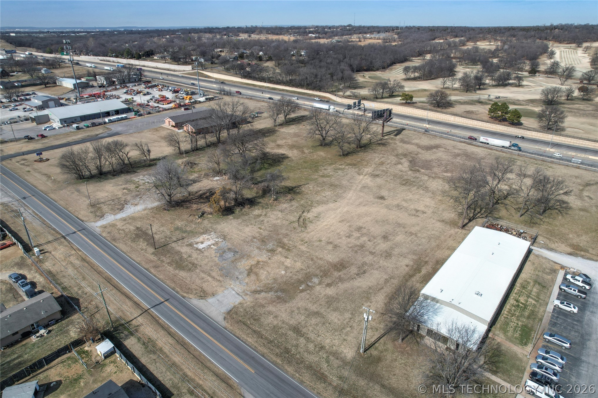 18415 E Admiral Place Property Photo 7