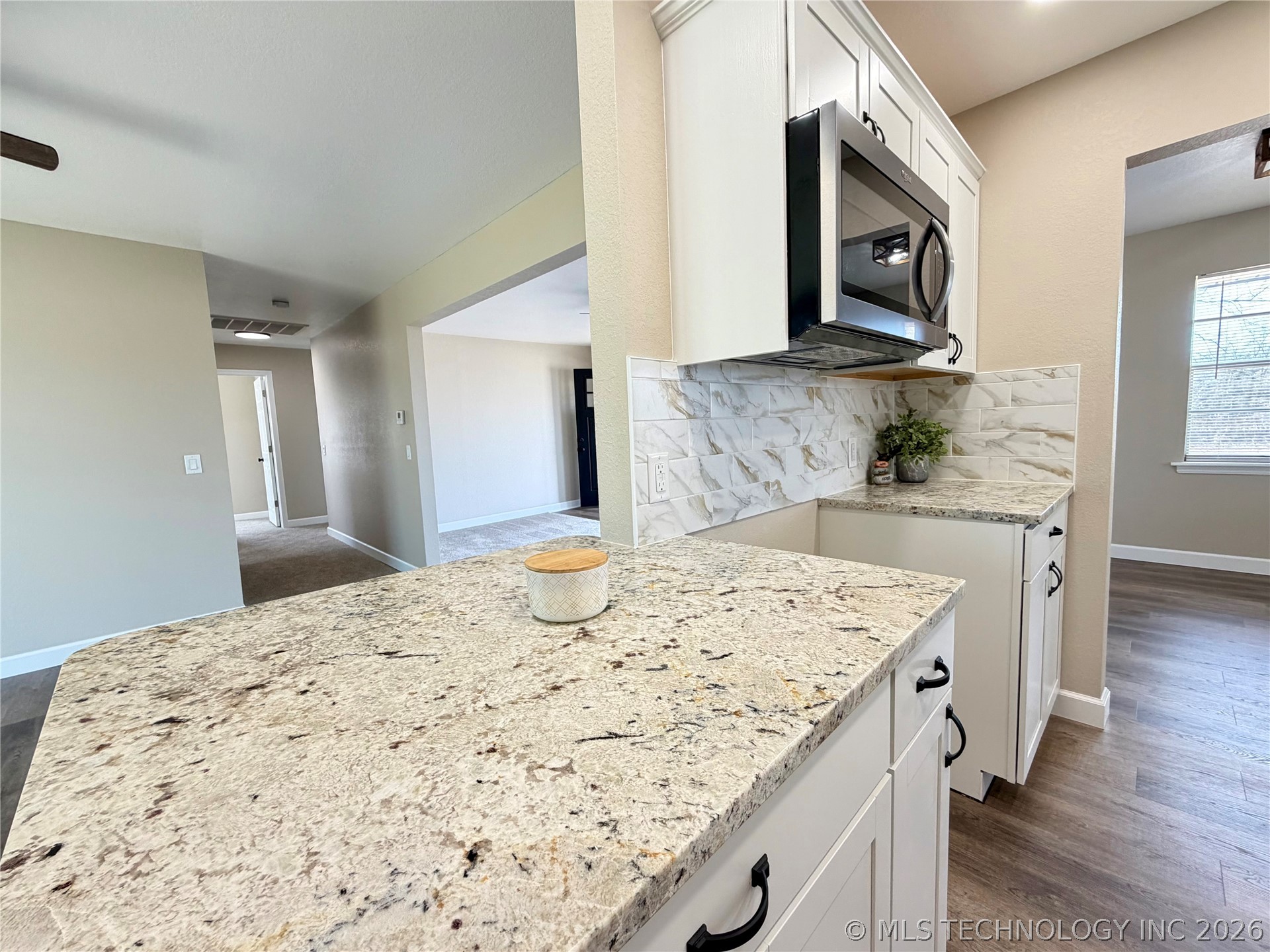 810048 S Main Street Property Photo 16