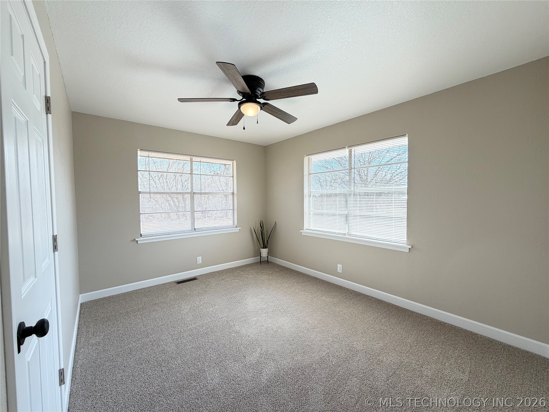 810048 S Main Street Property Photo 31