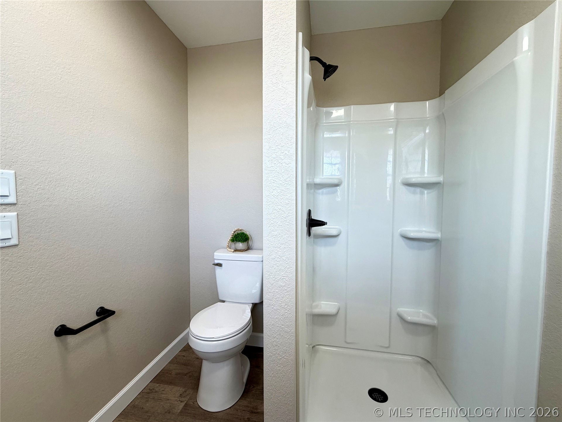 810048 S Main Street Property Photo 39