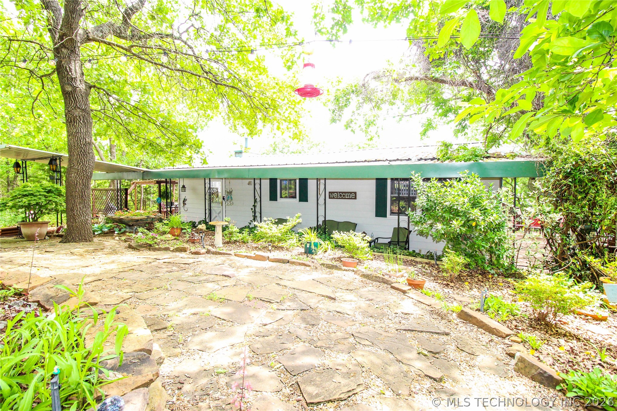 92 Lochview Lane Property Photo 2