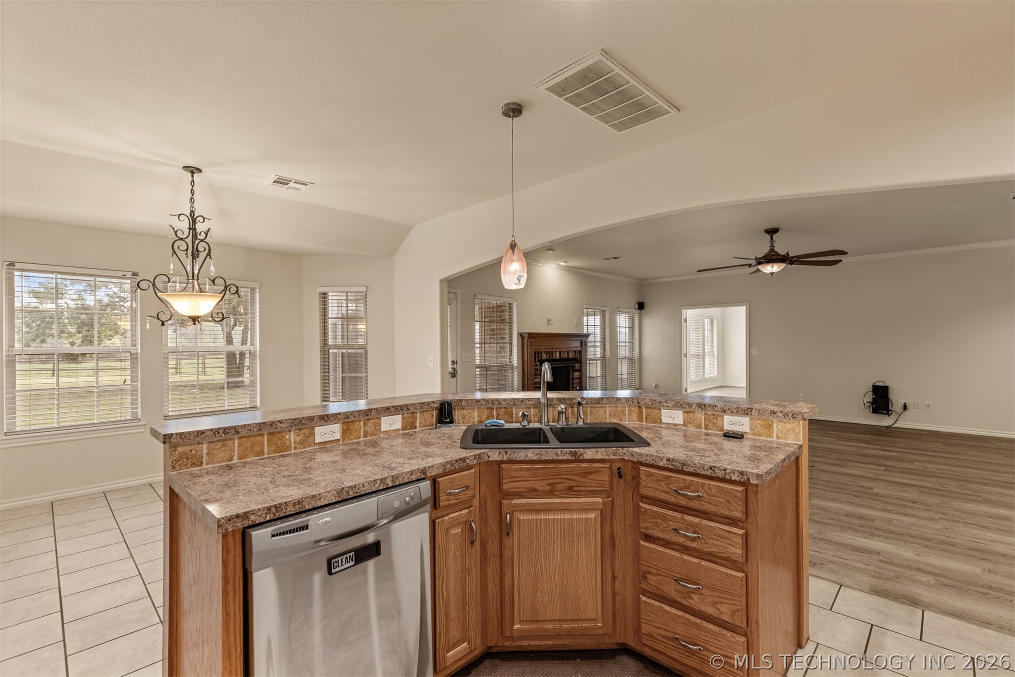 27644 E 113th Street Property Photo 24