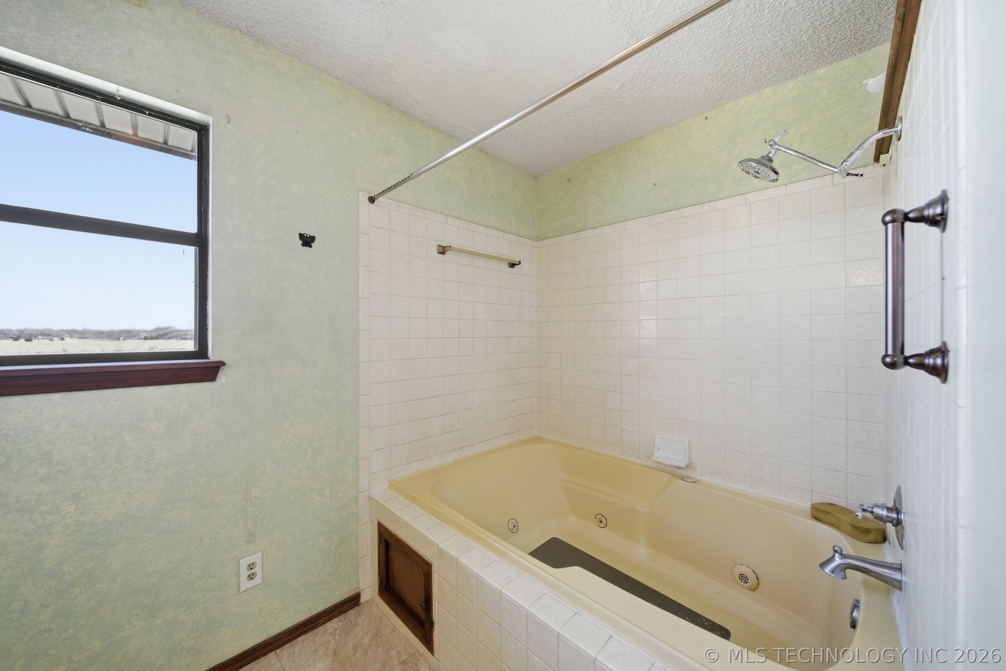7921 E 126th Street N Property Photo 15