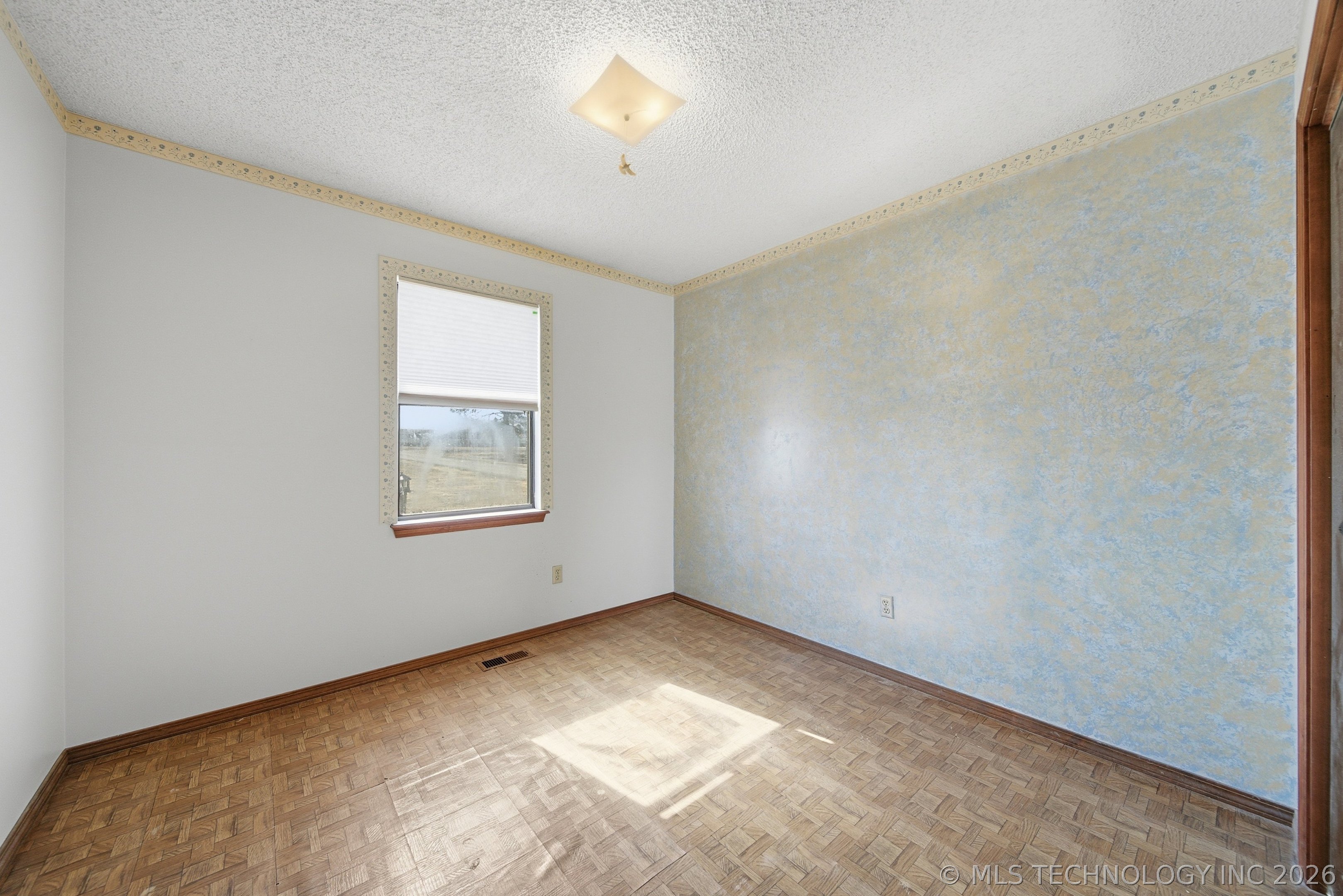 7921 E 126th Street N Property Photo 16