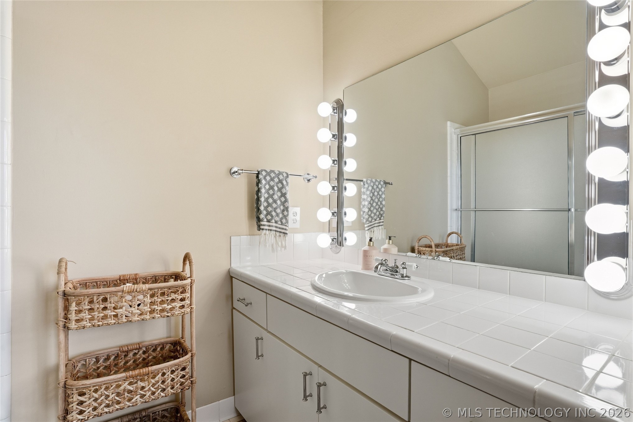 4123 S Victor Court Property Photo 68