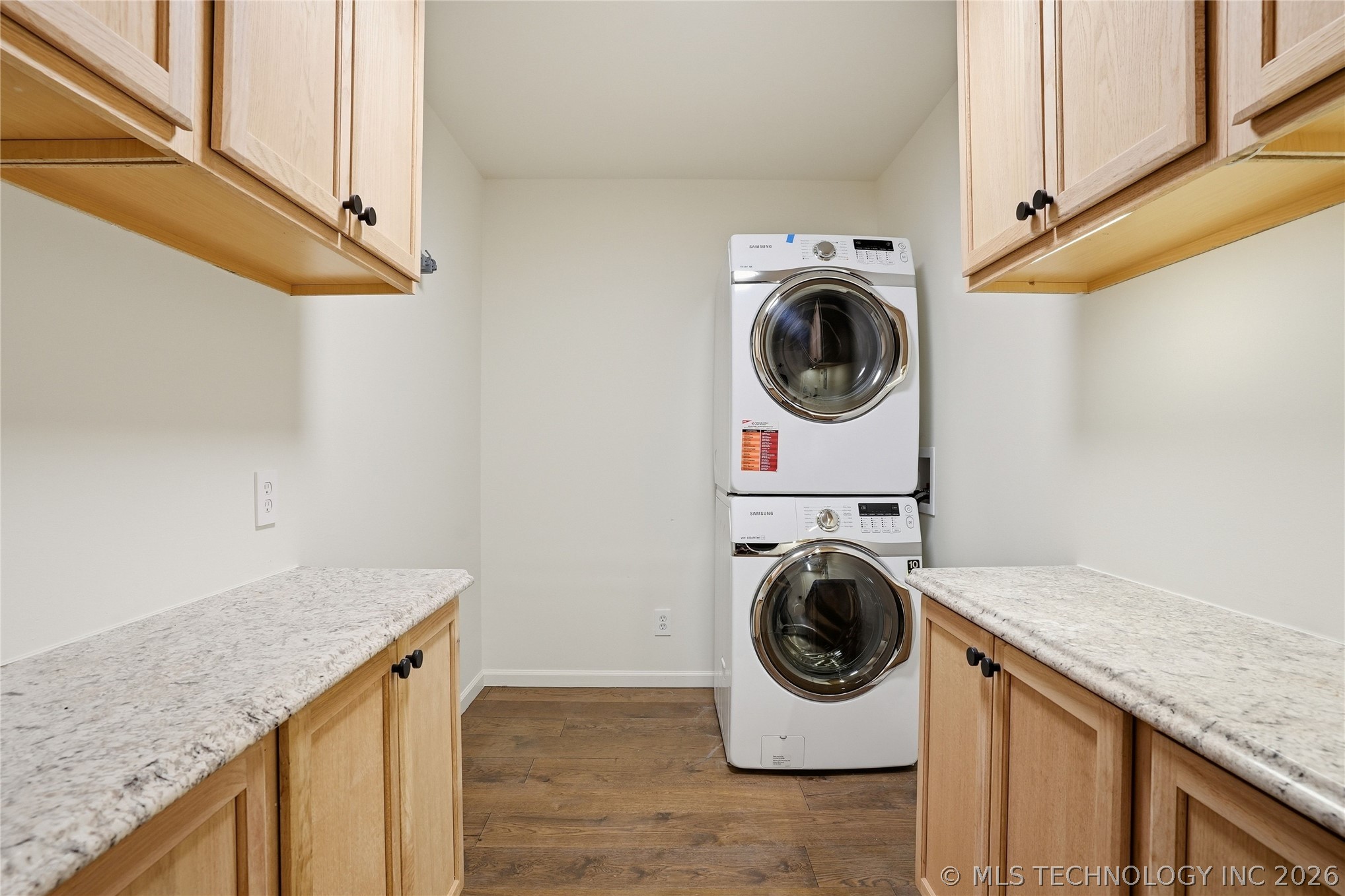 4123 S Victor Court Property Photo 74