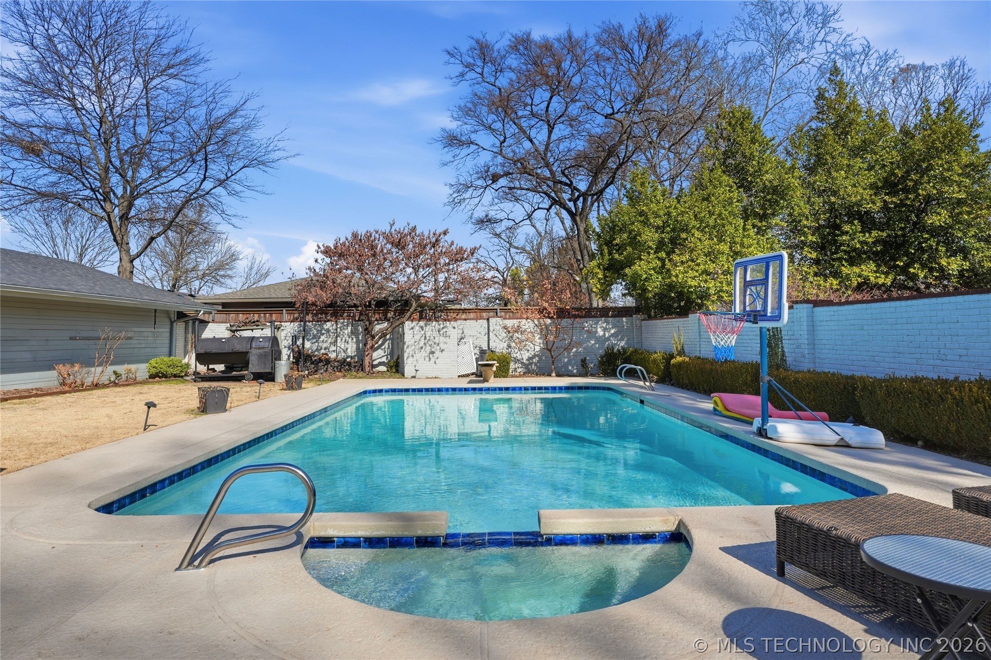 4123 S Victor Court Property Photo 80
