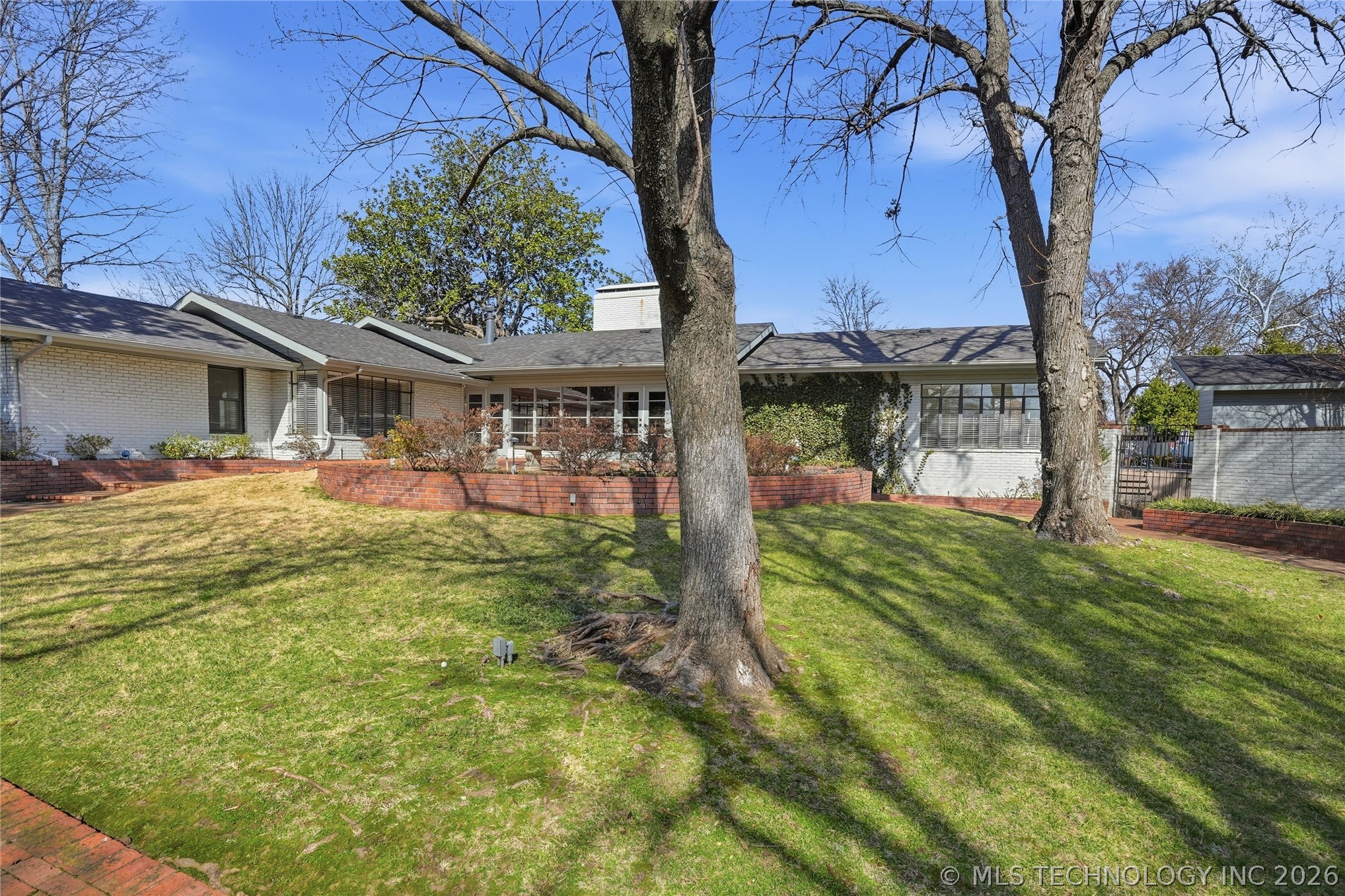 4123 S Victor Court Property Photo 84
