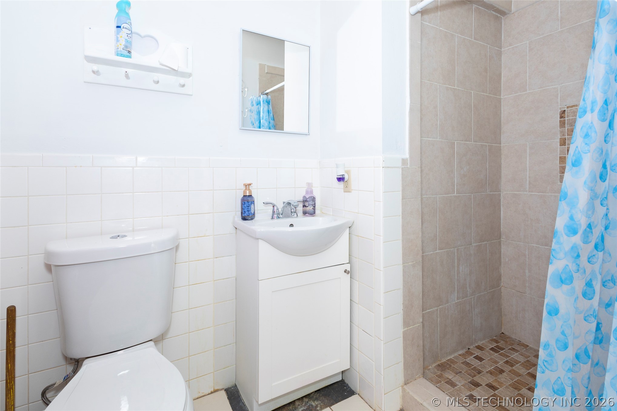 13160 E 2150 Property Photo 23