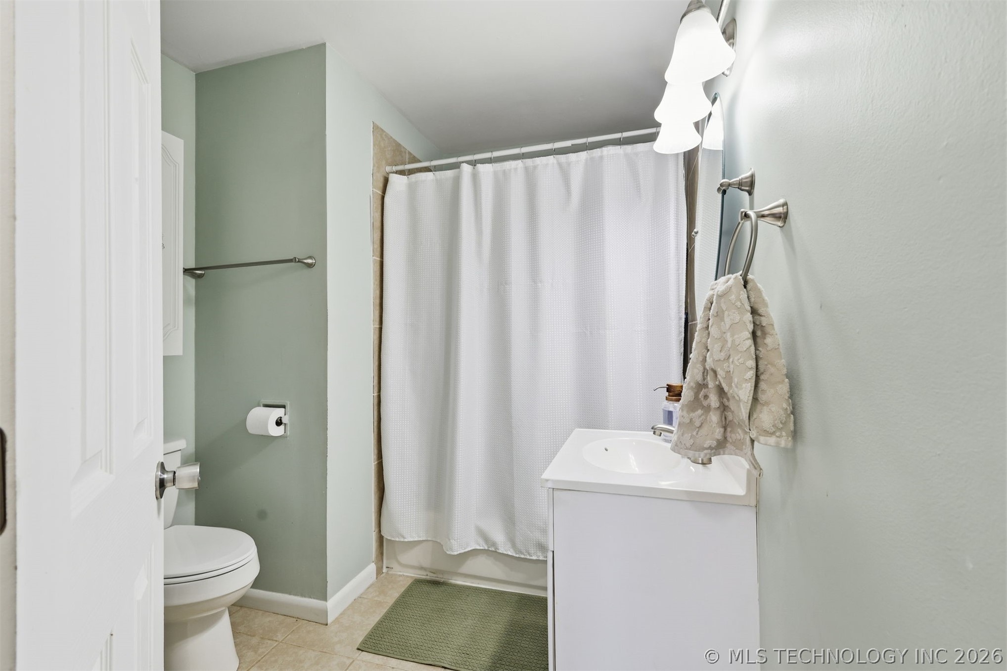 2018 N Delaware Place Property Photo 12