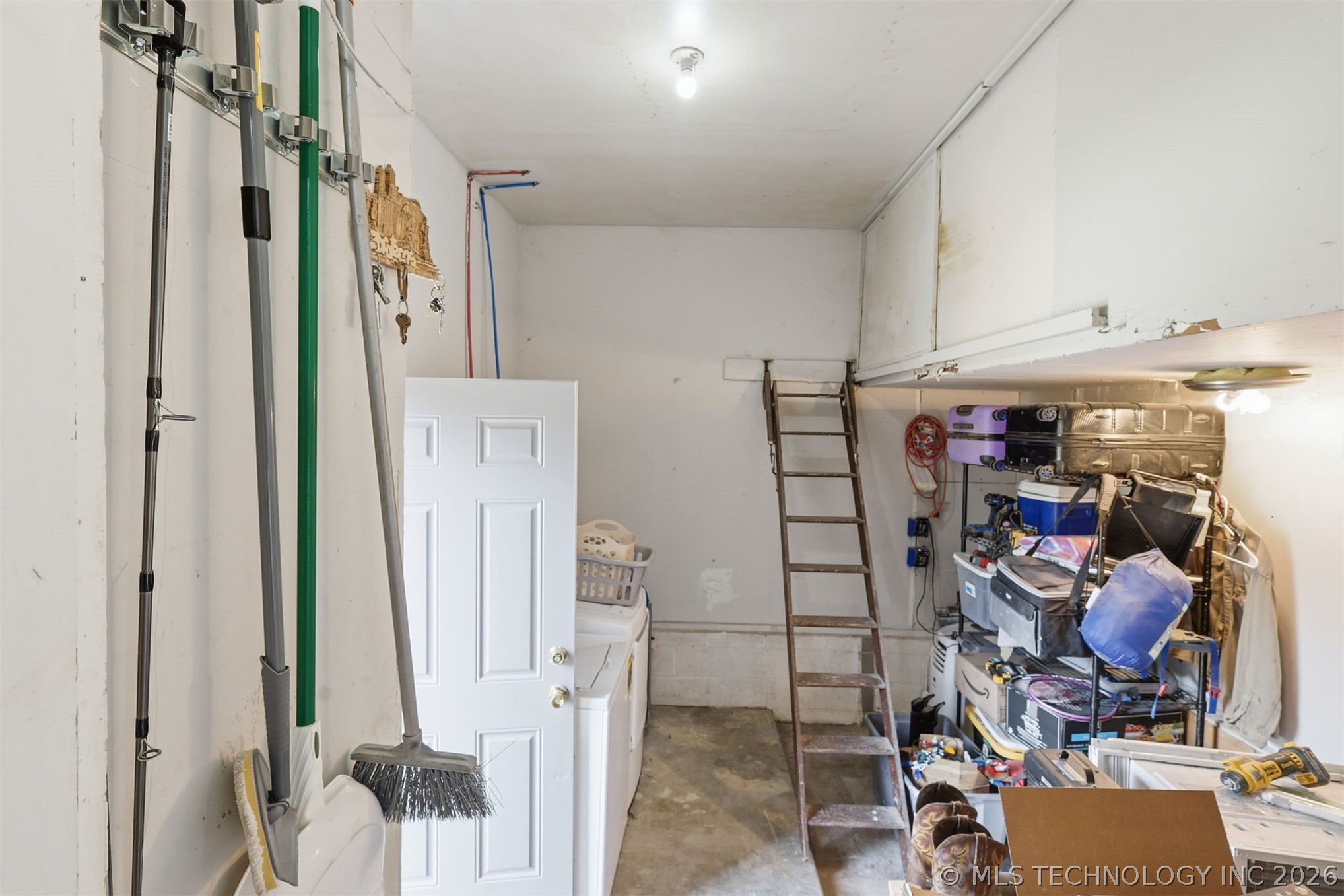 2018 N Delaware Place Property Photo 17