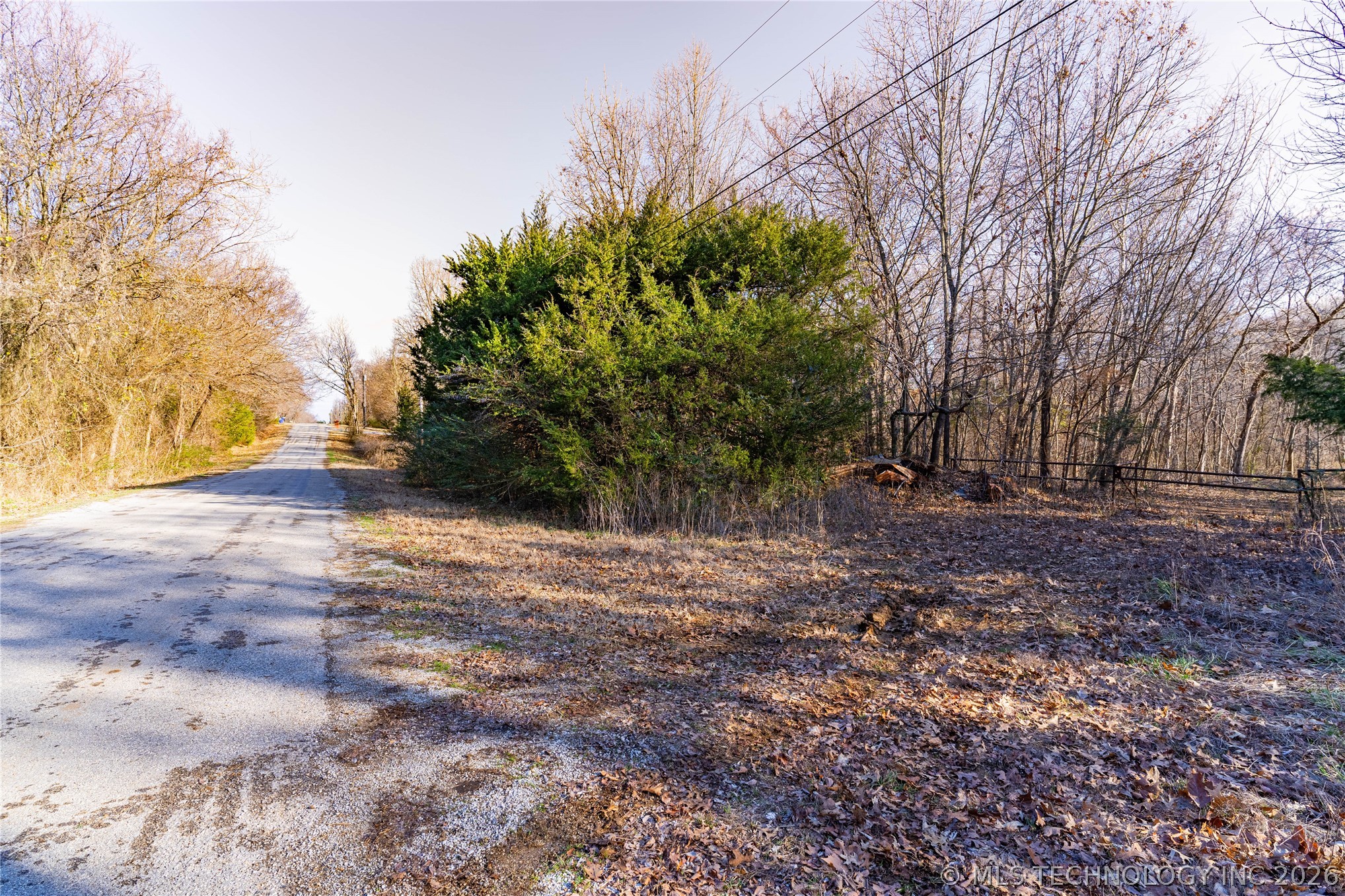 2604860 Property Photo 3