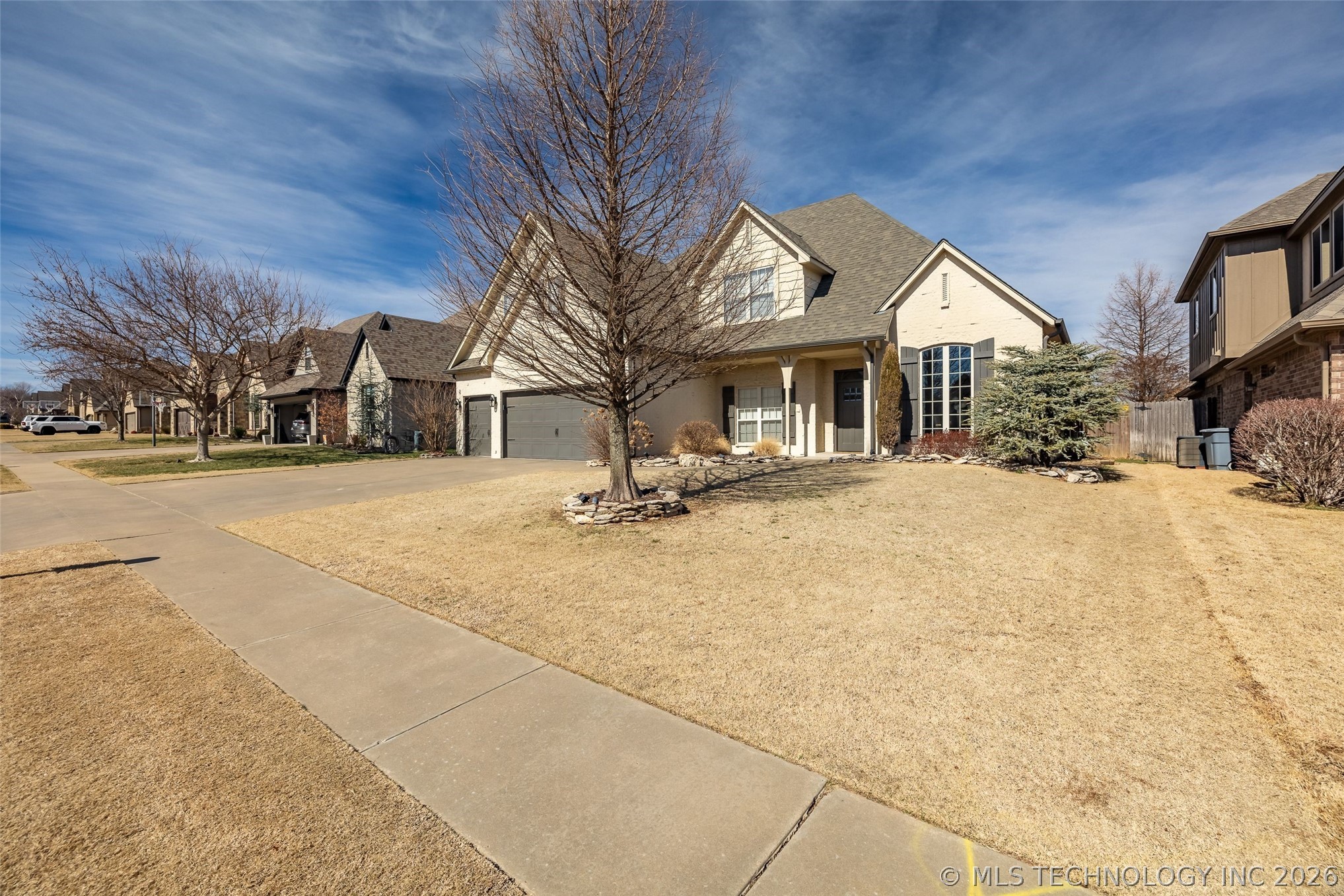 16409 E 48th Street Property Photo 5