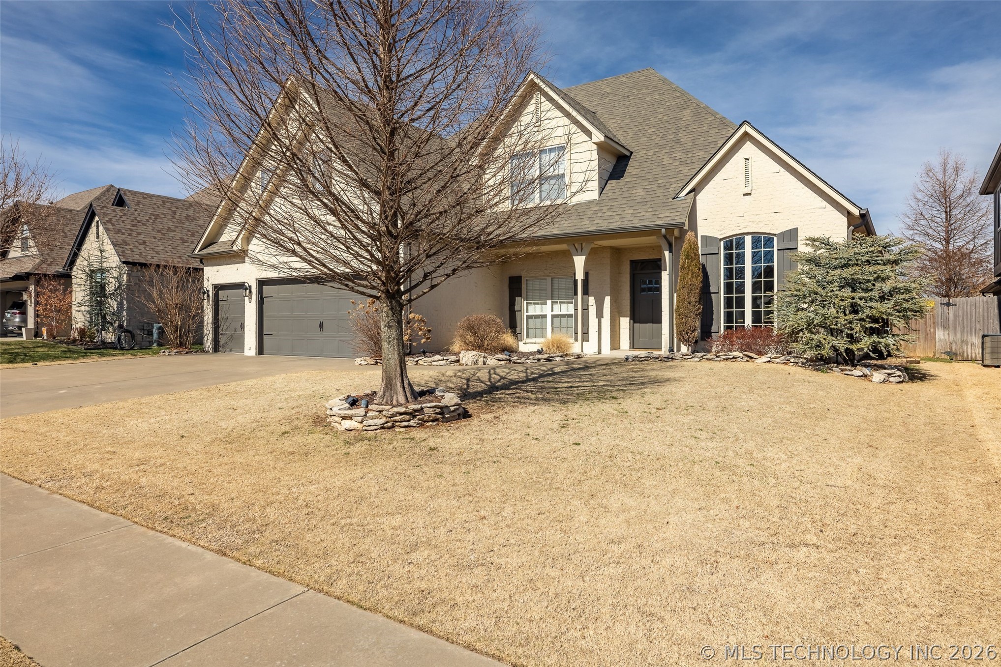 16409 E 48th Street Property Photo 6
