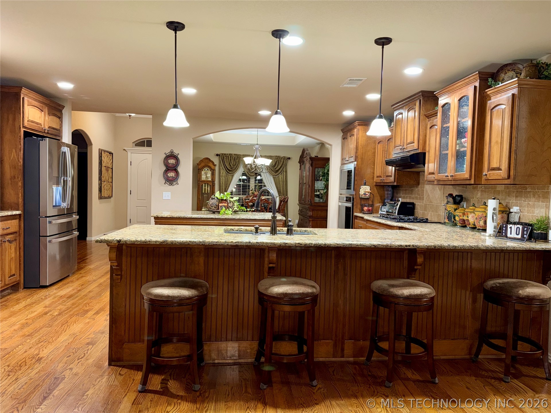 2103 S 1st Place Property Photo 5