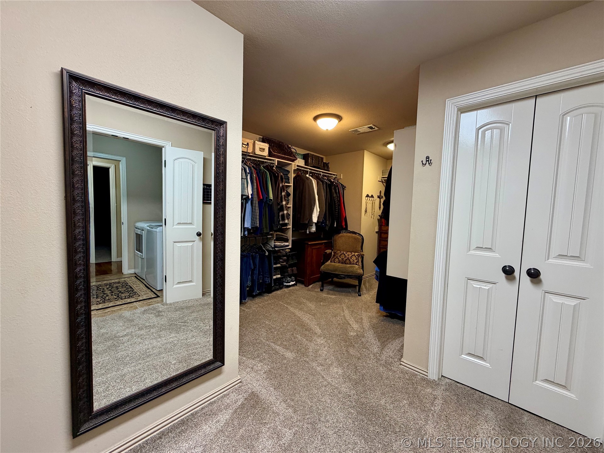 2103 S 1st Place Property Photo 18