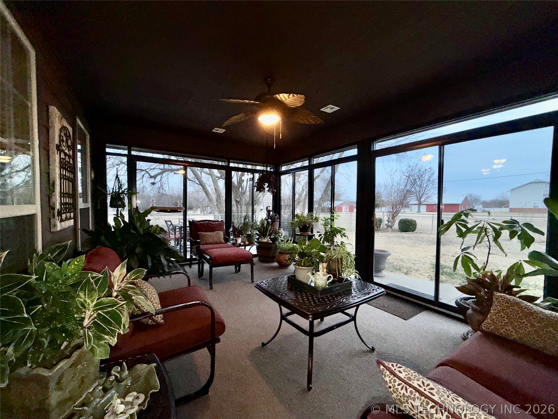 2103 S 1st Place Property Photo 23