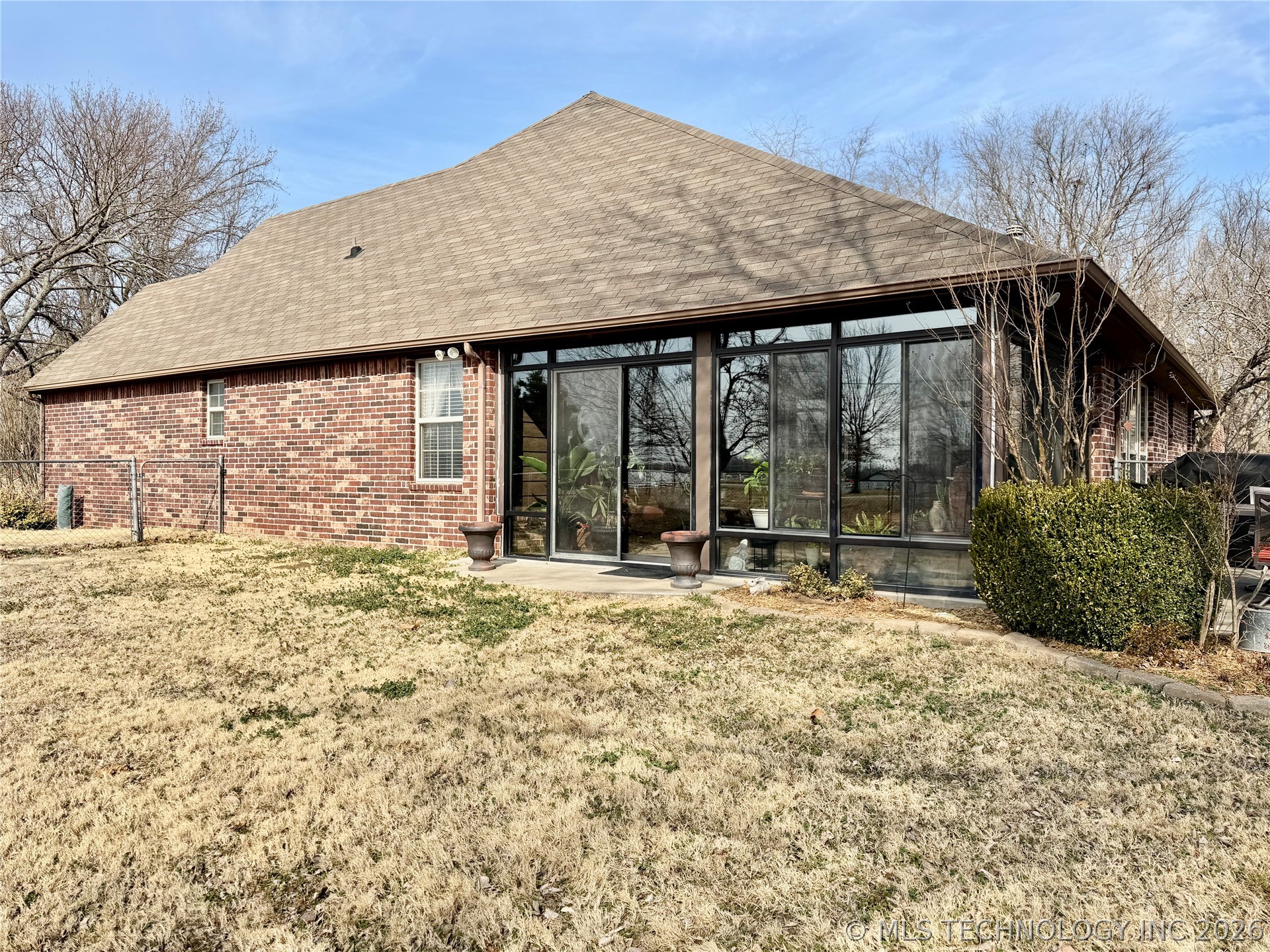 2103 S 1st Place Property Photo 24