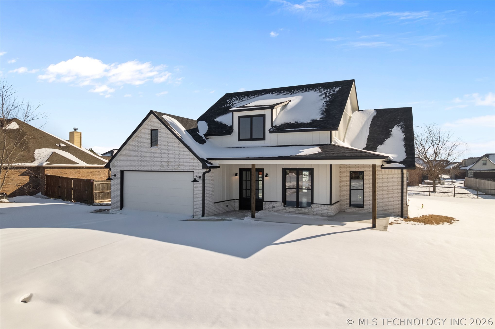 3618 W Evergreen Street Property Photo 2