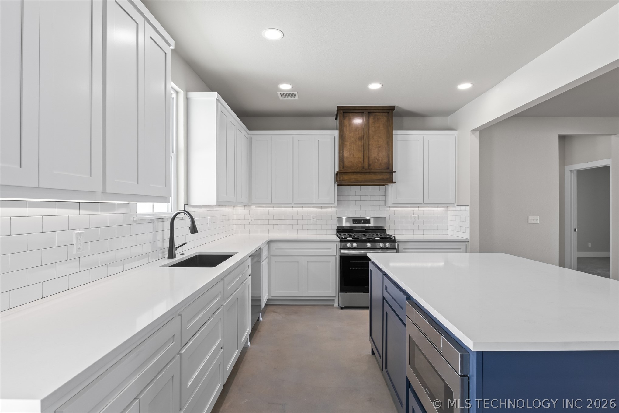 3618 W Evergreen Street Property Photo 15