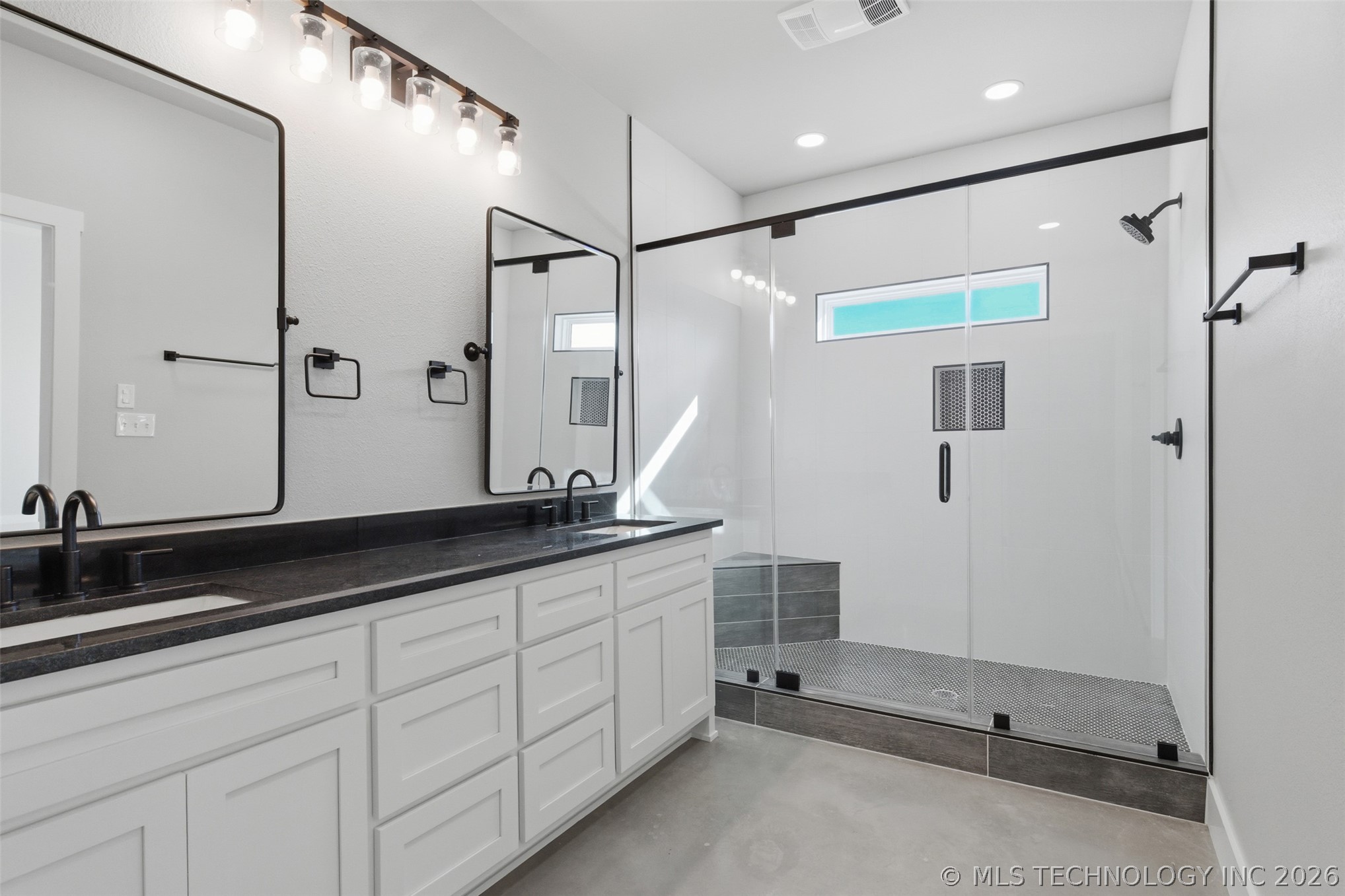 3618 W Evergreen Street Property Photo 29