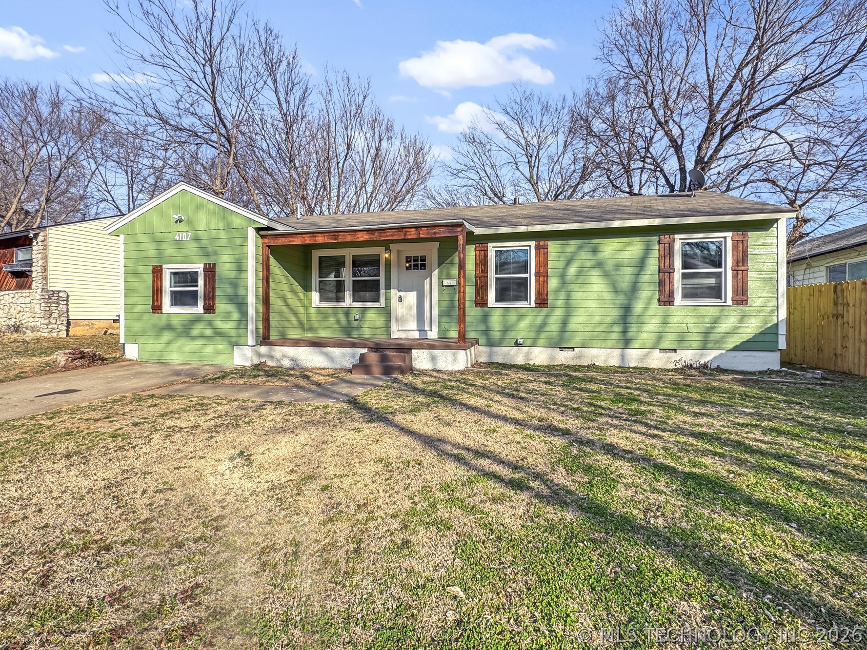 4107 N Frankfort Avenue Property Photo 2