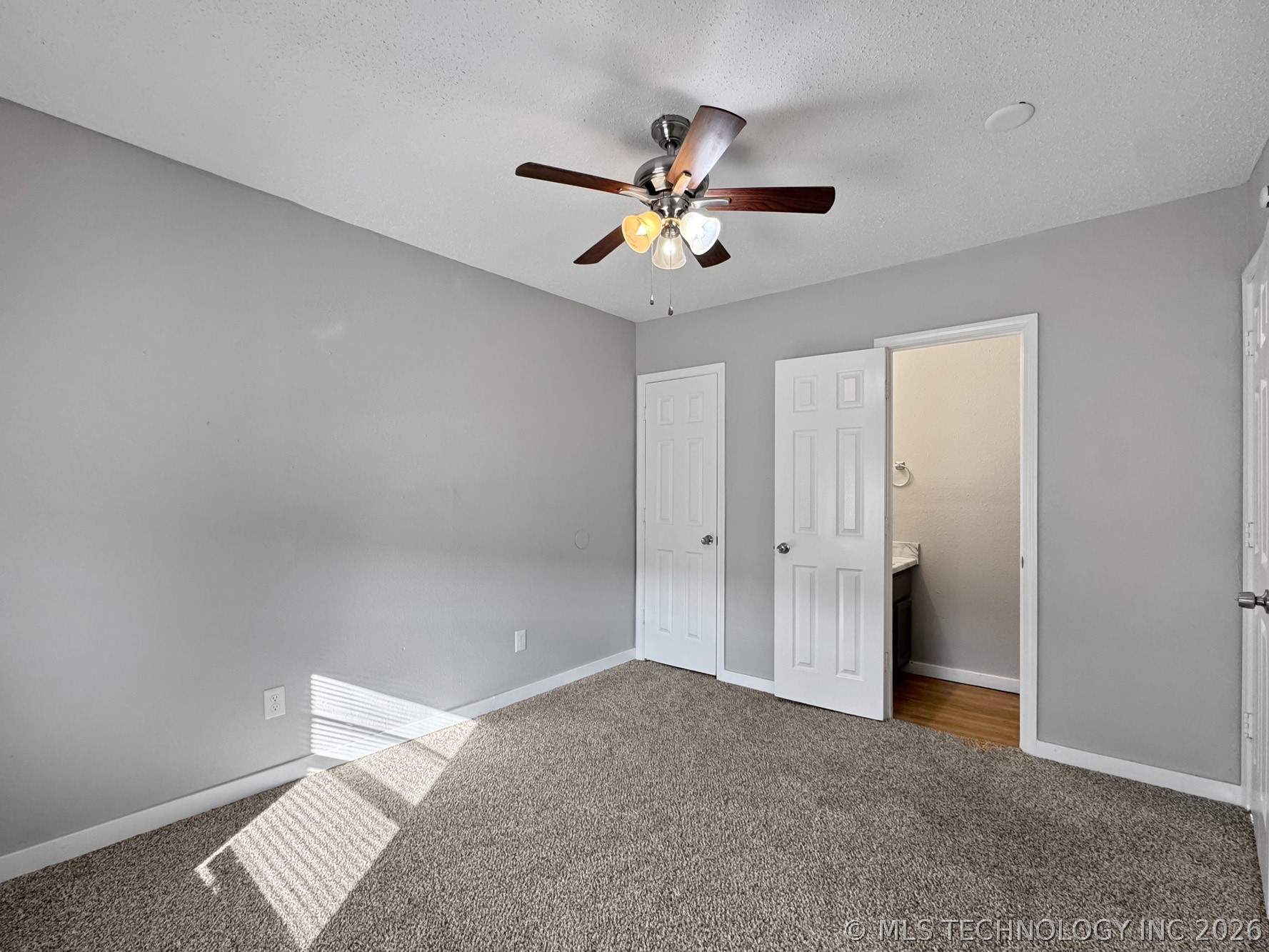 4107 N Frankfort Avenue Property Photo 11